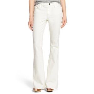 Treasure & Bond Mid-Rise Skinny Flare White Jeans